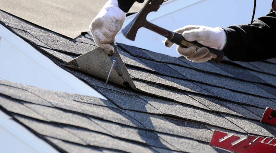 Expert Emergency Roof Repairs services in Lacona, IA